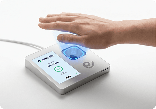Mão encostando no dispositivo PalmVein para registrar a palma